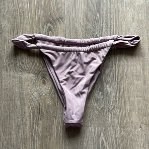 Toast swim Bikini bottoms size medium